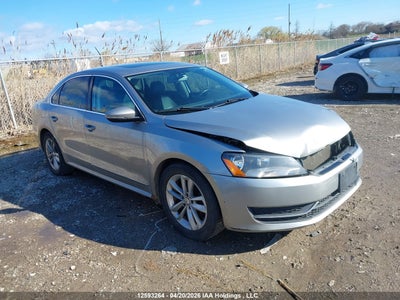 VOLKSWAGEN PASSAT 2012