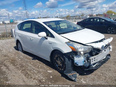 TOYOTA PRIUS V 2015