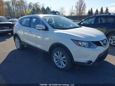 NISSAN QASHQAI 2019
