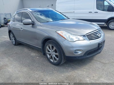 INFINITI JOURNEY 2010