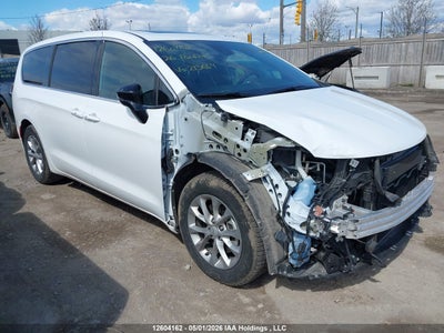 CHRYSLER PACIFICA 2026