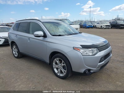 MITSUBISHI OUTLANDER 2014