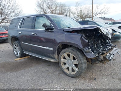 CADILLAC ESCALADE 2015