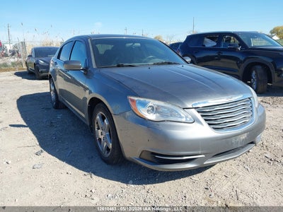 CHRYSLER 200 2012