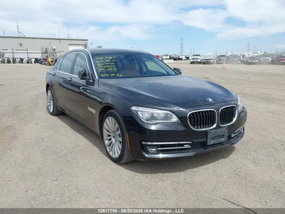 BMW 750 2015
