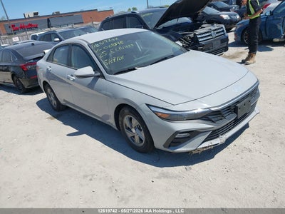 HYUNDAI ELANTRA 2025