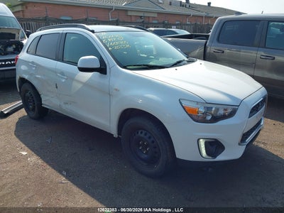 MITSUBISHI RVR 2015
