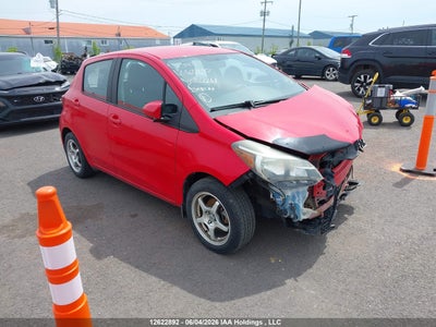 TOYOTA YARIS 2015