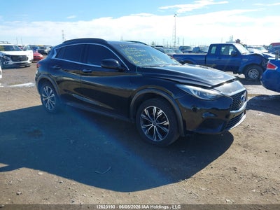 INFINITI QX30 2017