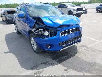 MITSUBISHI RVR 2015