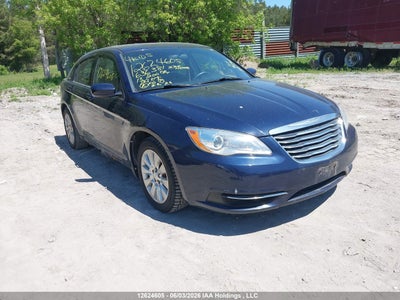 CHRYSLER 200 2013