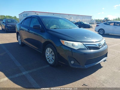 TOYOTA CAMRY 2014