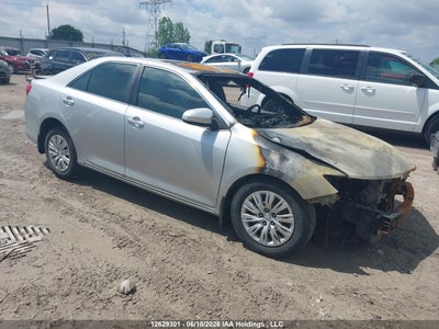 TOYOTA CAMRY SE 2012