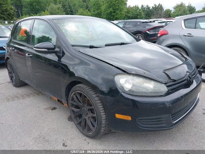 VOLKSWAGEN GOLF 2010