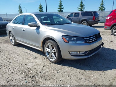 VOLKSWAGEN PASSAT 2012