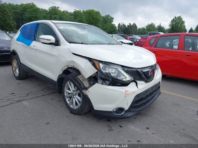 NISSAN QASHQAI 2019
