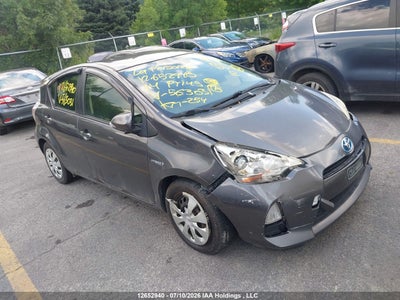TOYOTA PRIUS C 2014