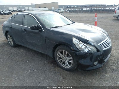 INFINITI G37 2011