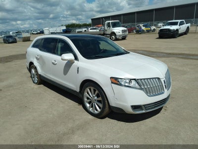 LINCOLN MKT 2011