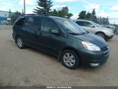 TOYOTA SIENNA 2004