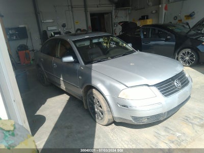 VOLKSWAGEN PASSAT 2003