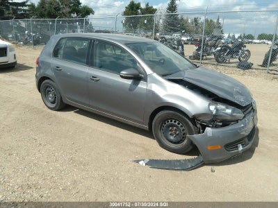 VOLKSWAGEN GOLF 2012