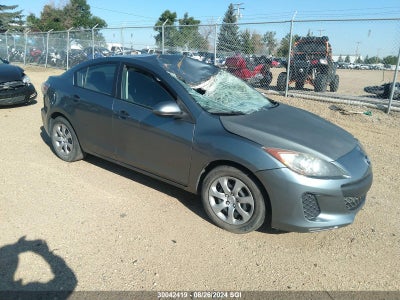 MAZDA 3 2013
