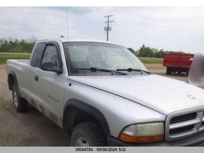 DODGE DAKOTA 2002